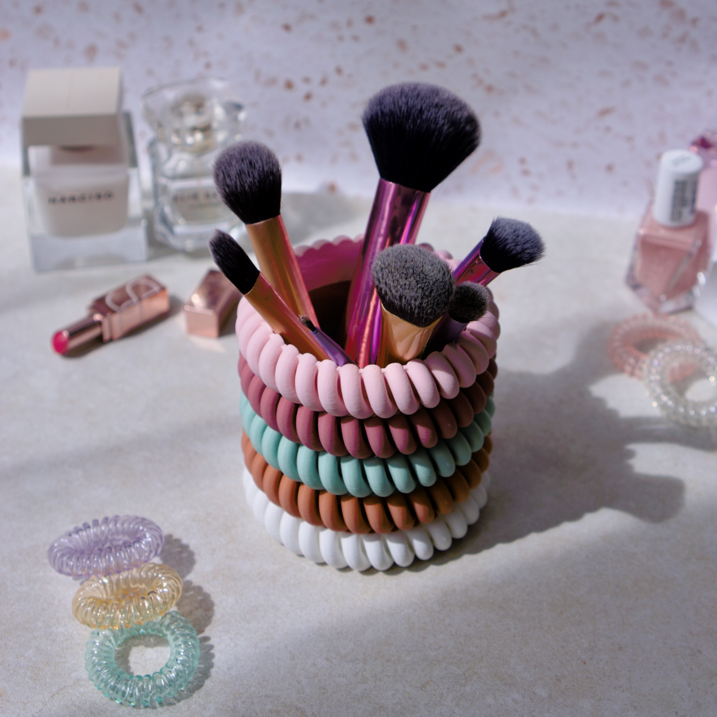 Scrunchy Makeup Brush Holder - Storage Pot